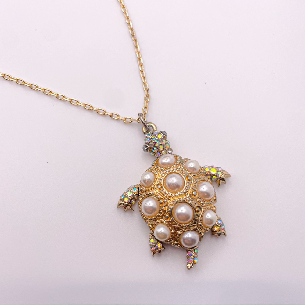 Betsey Johnson Signed Sea Turtle Pendant Necklace w/ Faux Pearls and Rhinestones